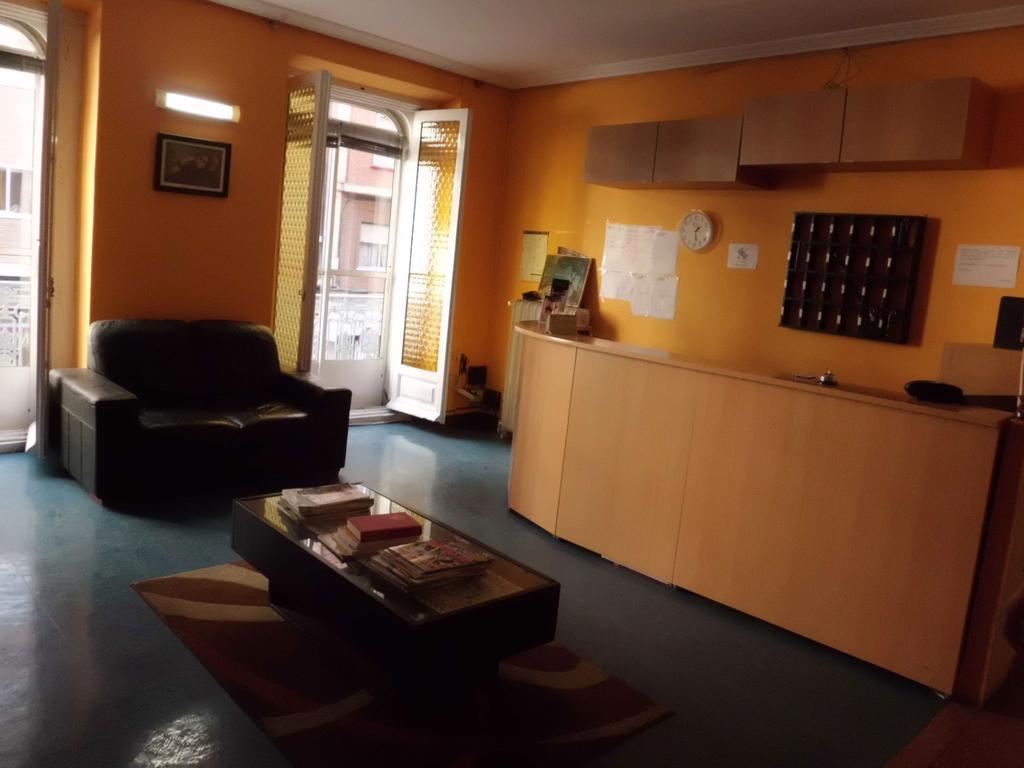 Hostal Lima バリャドリド エクステリア 写真