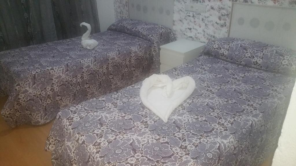 Hostal Lima バリャドリド エクステリア 写真