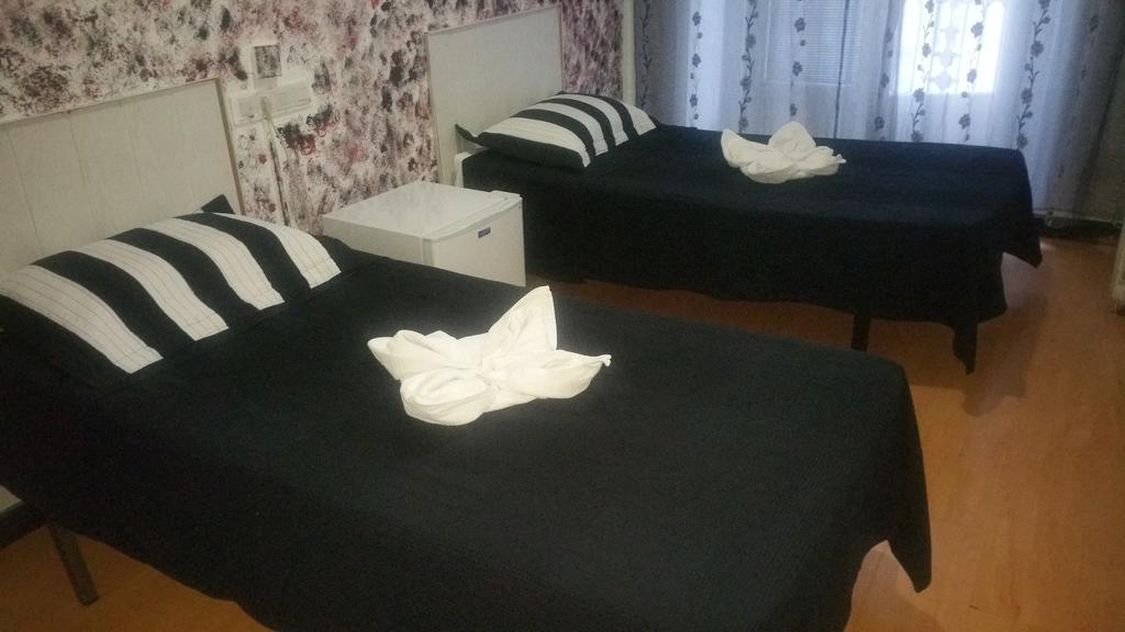 Hostal Lima バリャドリド エクステリア 写真