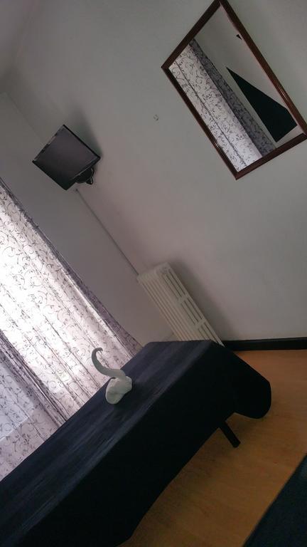 Hostal Lima バリャドリド エクステリア 写真
