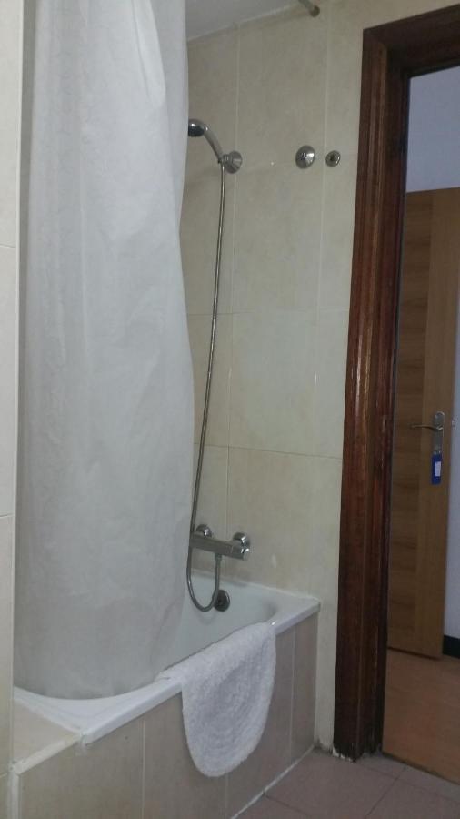 Hostal Lima バリャドリド エクステリア 写真