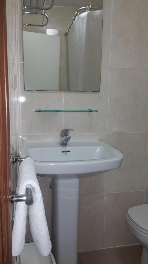 Hostal Lima バリャドリド エクステリア 写真